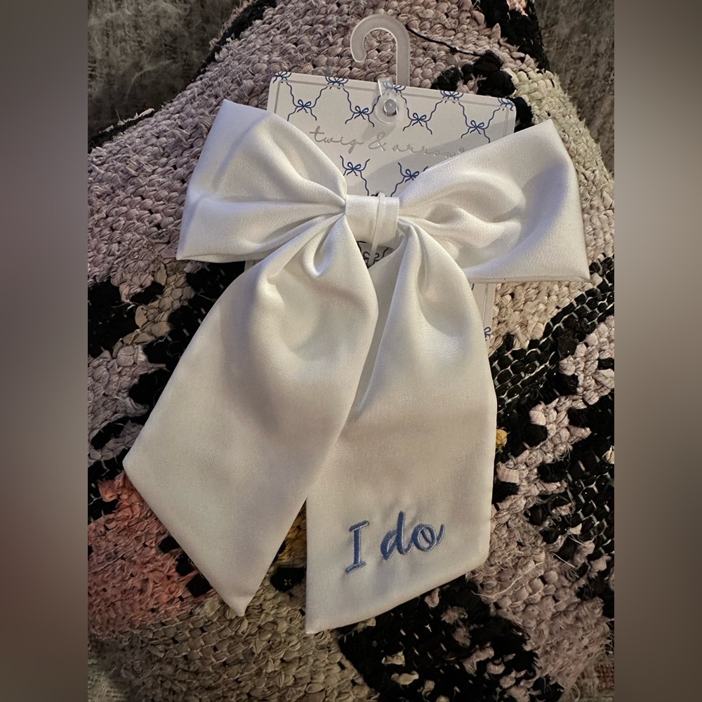 White Hair Bow with I Do Embroidery - Perfect for a bride